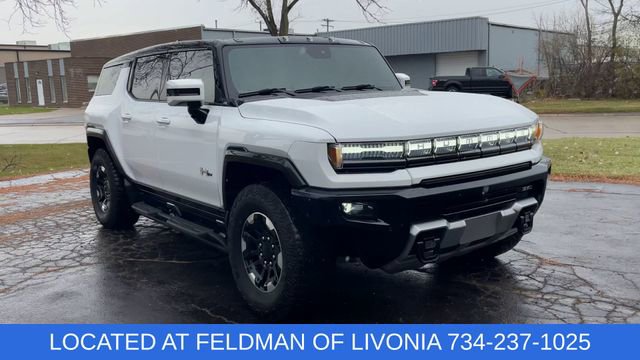 Used 2024 GMC Hummer EV 2X w/ Extreme Off-Road Package image 2