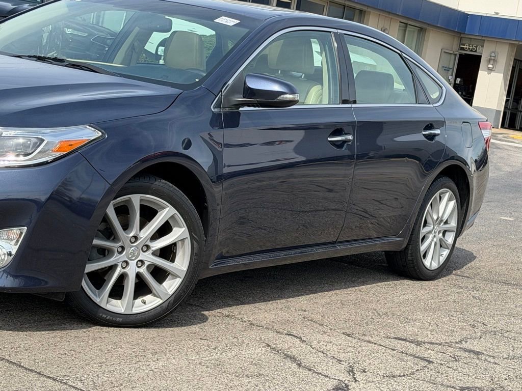 Used 2014 Toyota Avalon XLE Touring image 26