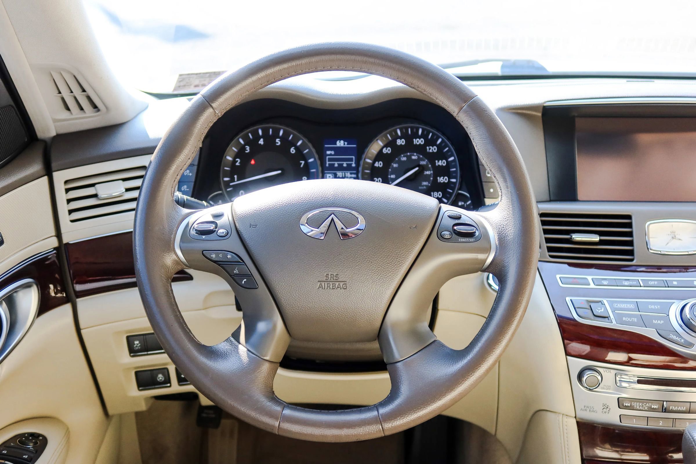 Used 2015 INFINITI Q70 3.7 image 15