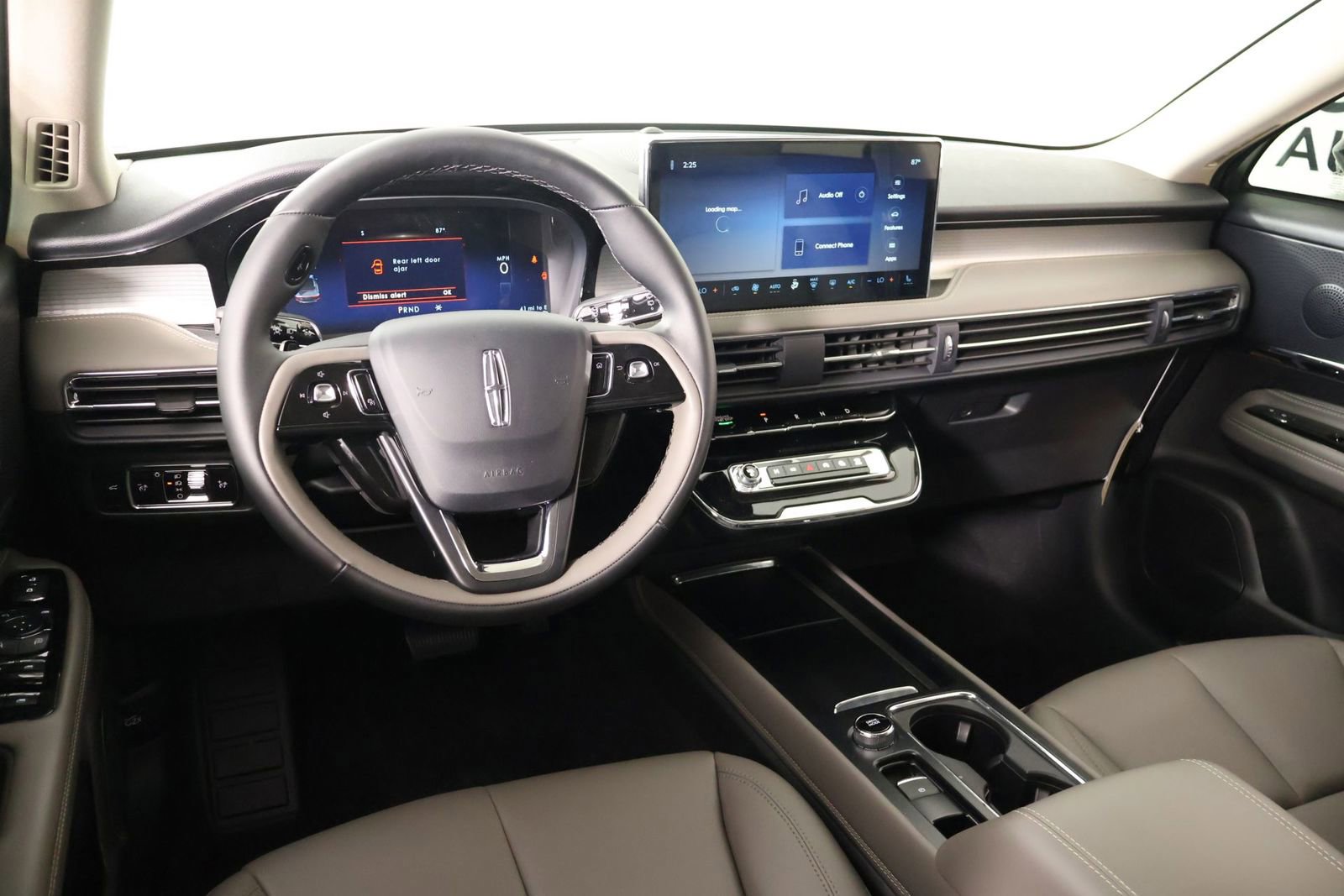New 2026 Lincoln Corsair Premiere FWD image 2