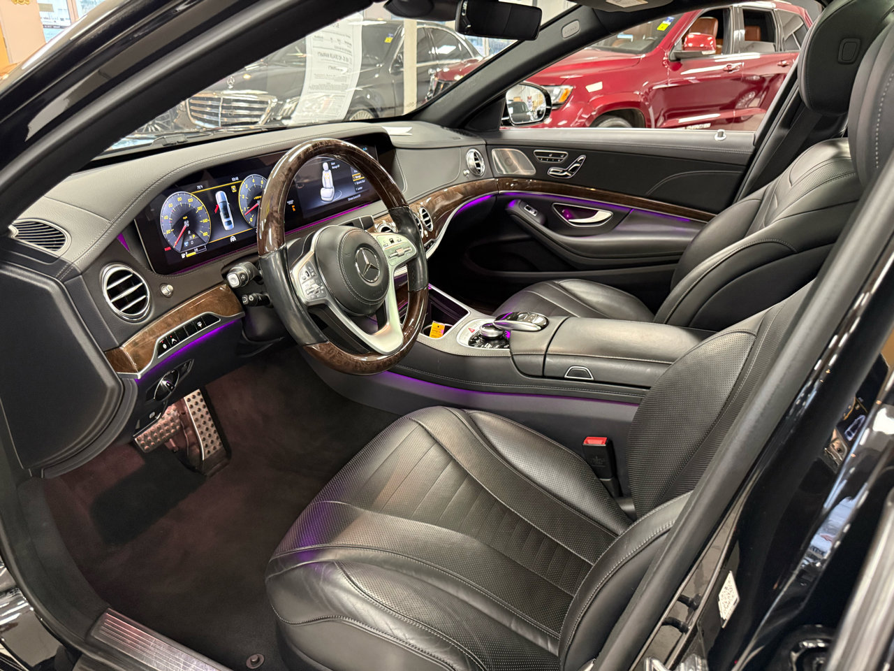 Used 2018 Mercedes-Benz S 560 Sedan image 9