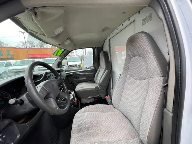 Used 2007 Chevrolet Express 3500 image 8