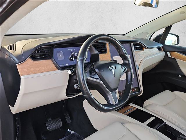 Used 2018 Tesla Model X 75D AWD/4WD image 12