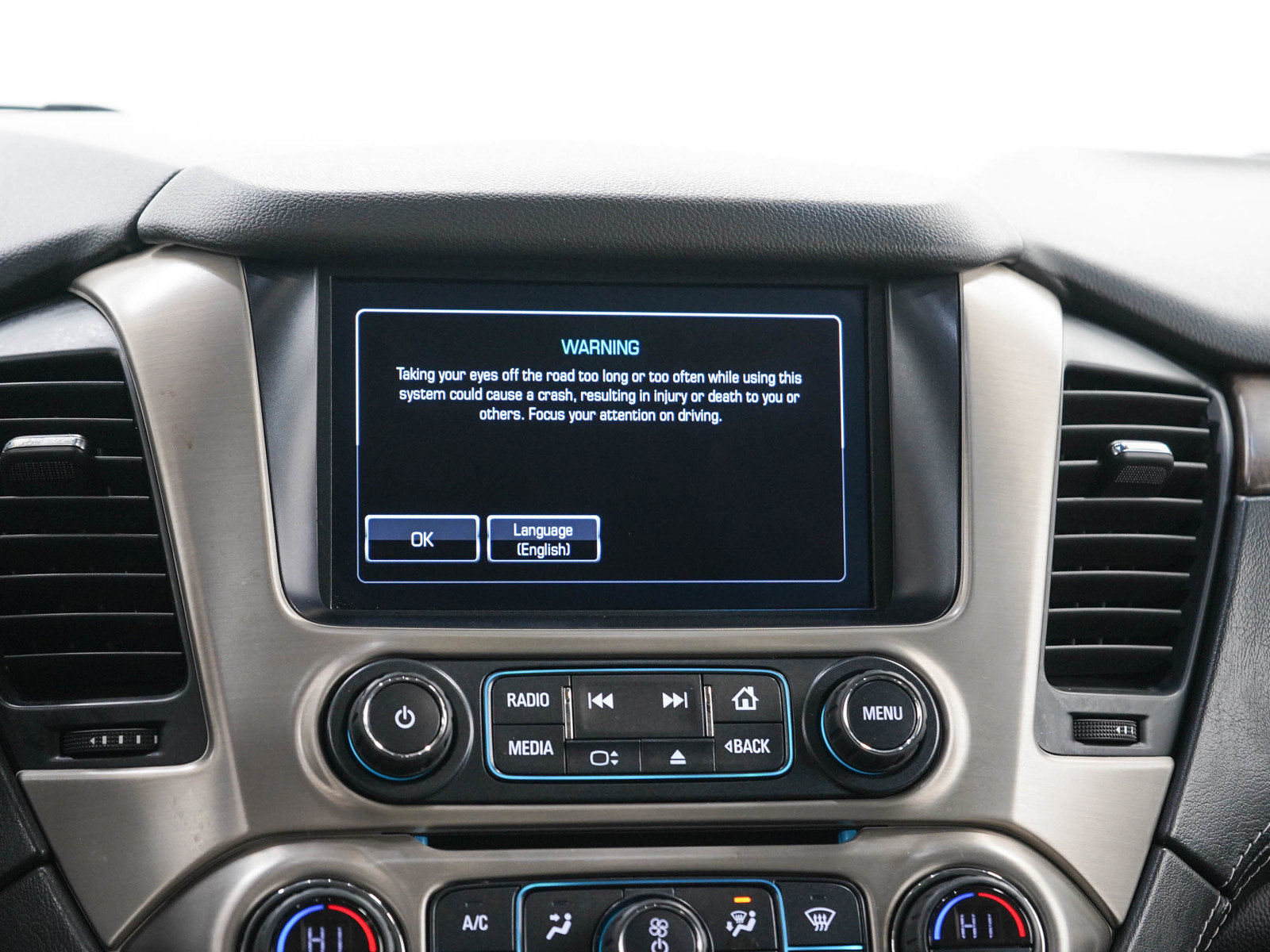Used 2018 GMC Yukon XL Denali w/ Open Road Package AWD/4WD image 21