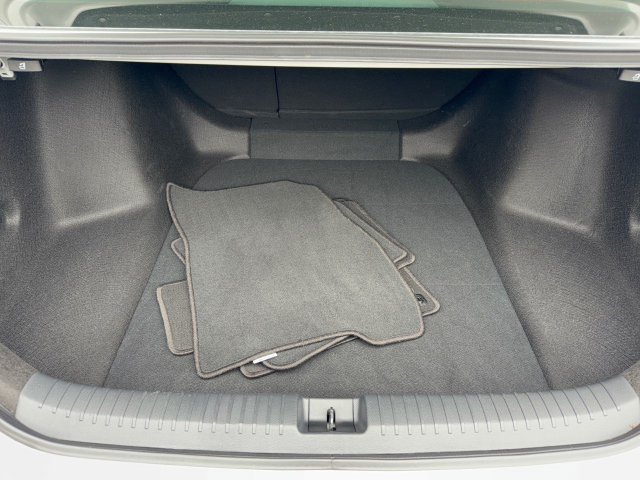 Used 2024 Honda Accord Touring image 28