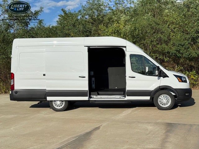 New 2026 Ford Transit 350 148 High Roof Extended w/ Load Area Protection Package RWD image 35