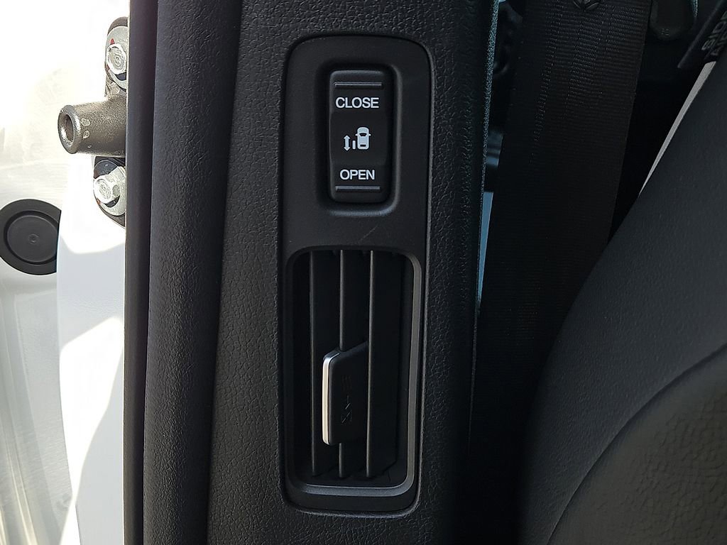 New 2026 Honda Odyssey Elite image 17