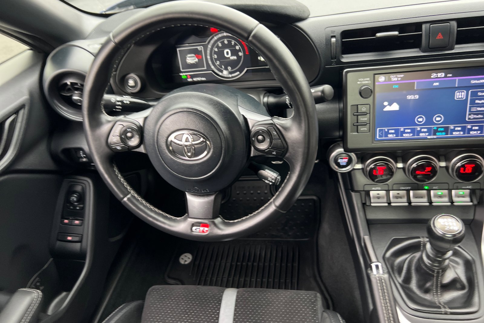Used 2023 Toyota GR86 Premium image 14
