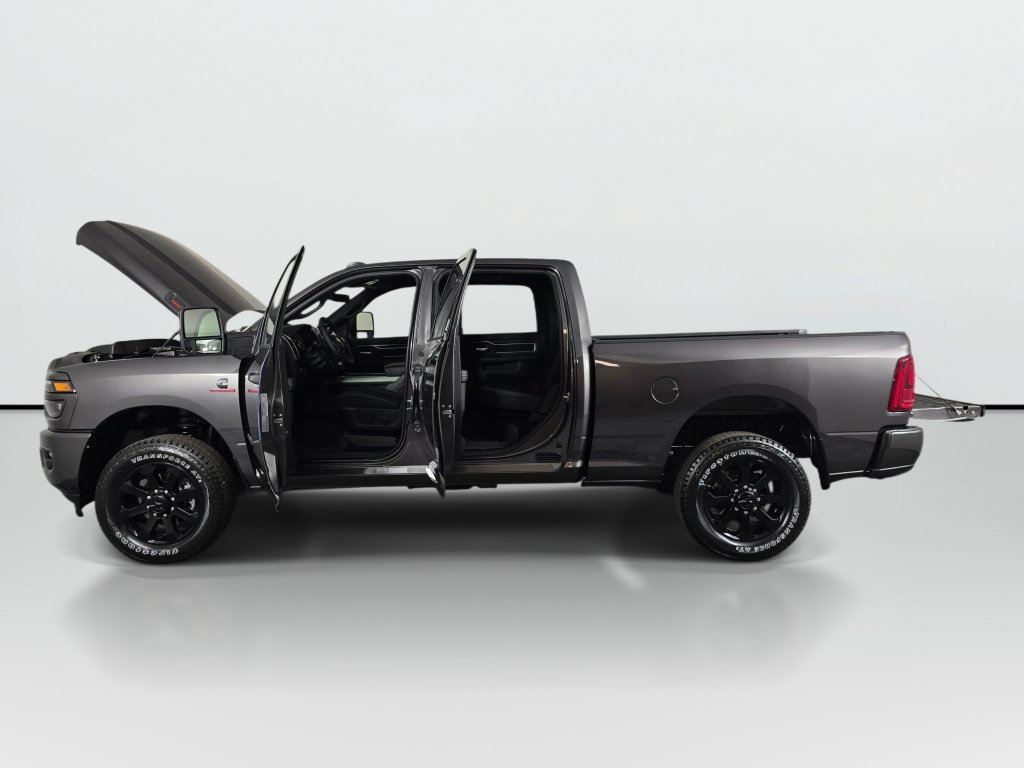 New 2026 RAM 3500 Big Horn AWD/4WD image 10