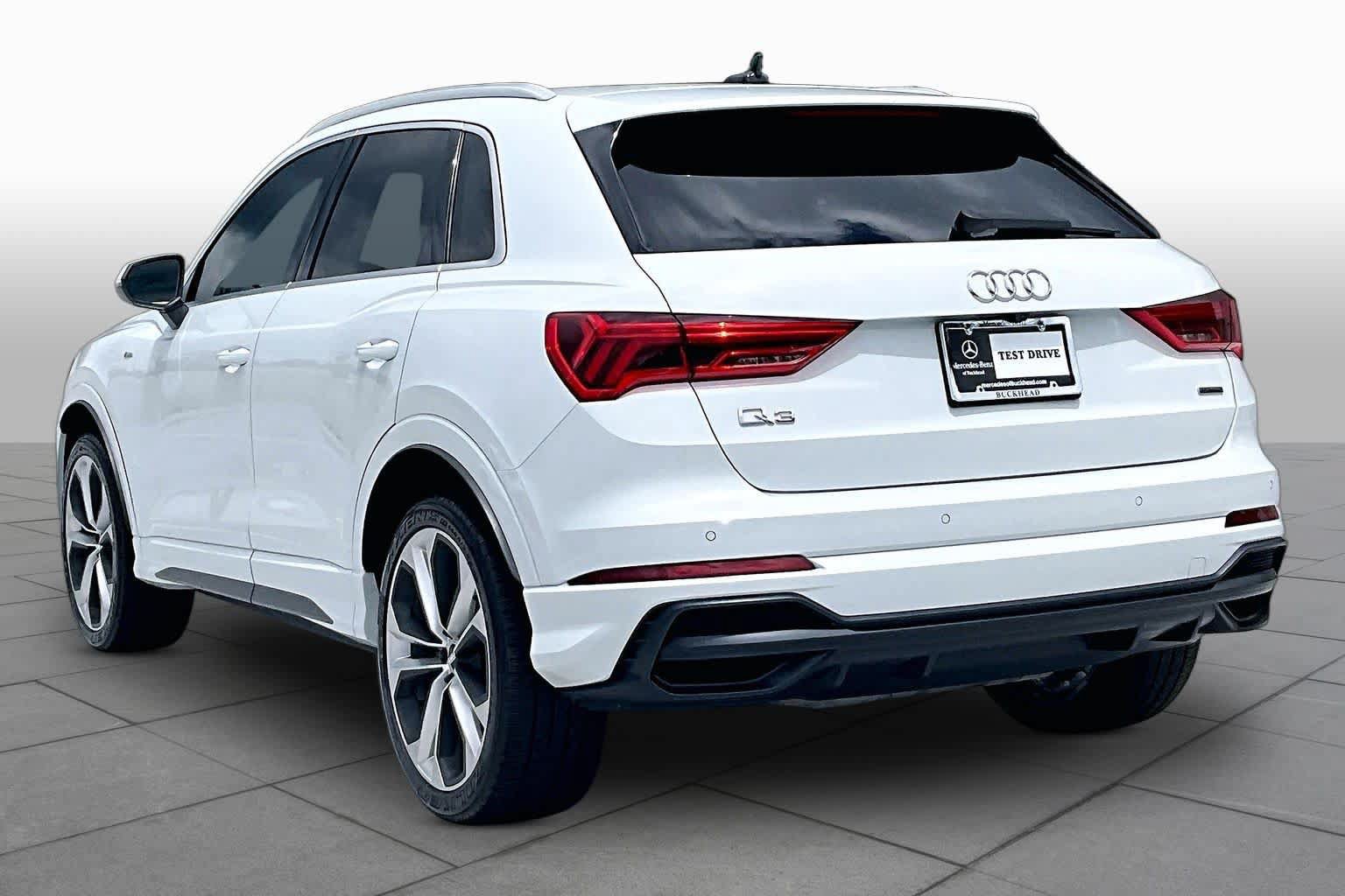 Used 2020 Audi Q3 2.0T Premium Plus AWD/4WD image 11