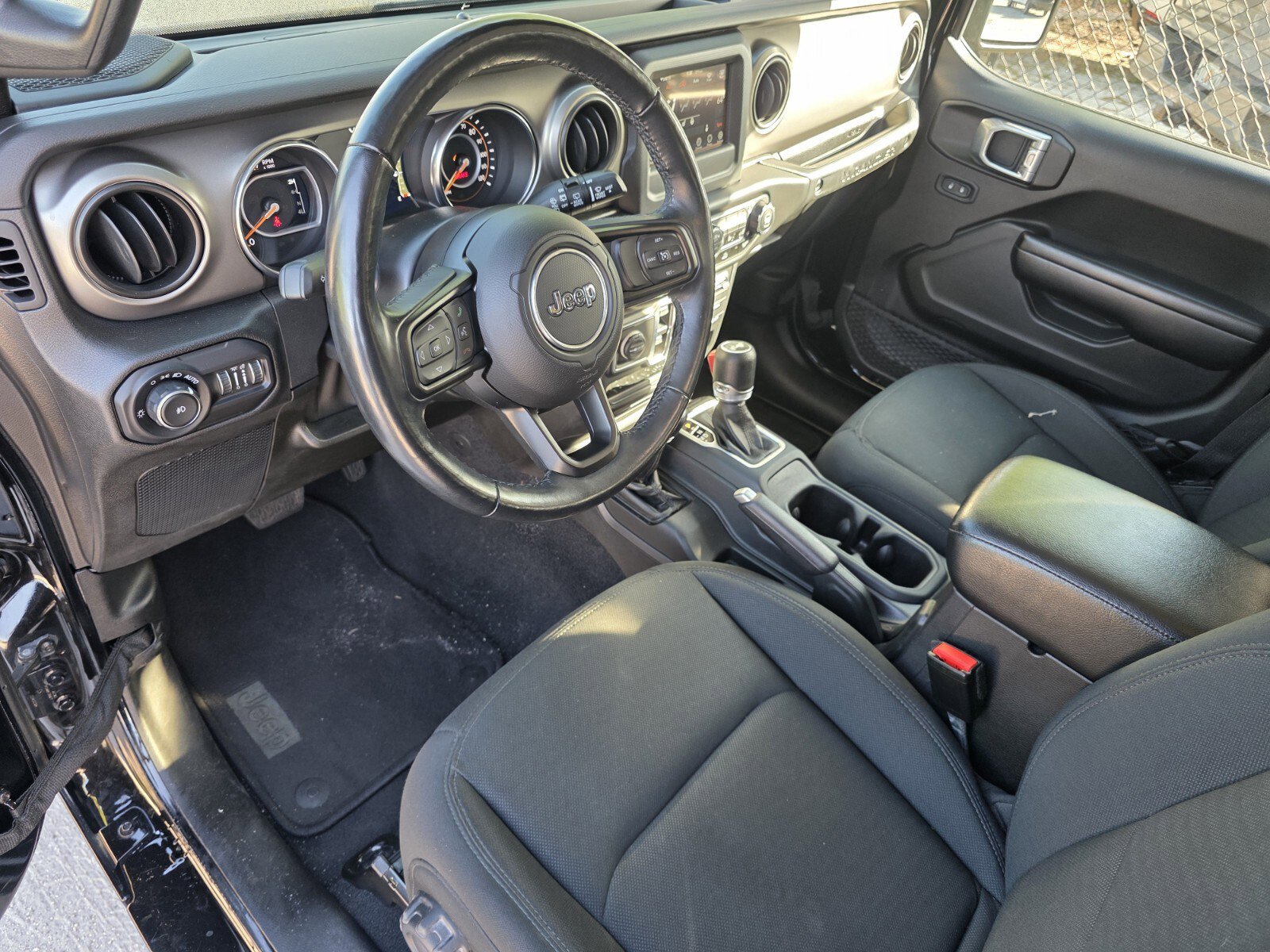 Used 2021 Jeep Wrangler Unlimited Sport image 11