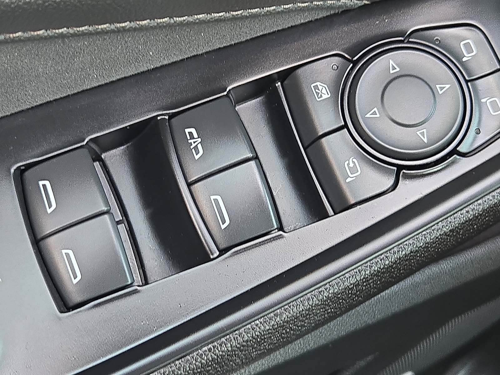 Used 2023 Chevrolet Traverse High Country w/ LPO, Floor Liner Package image 10