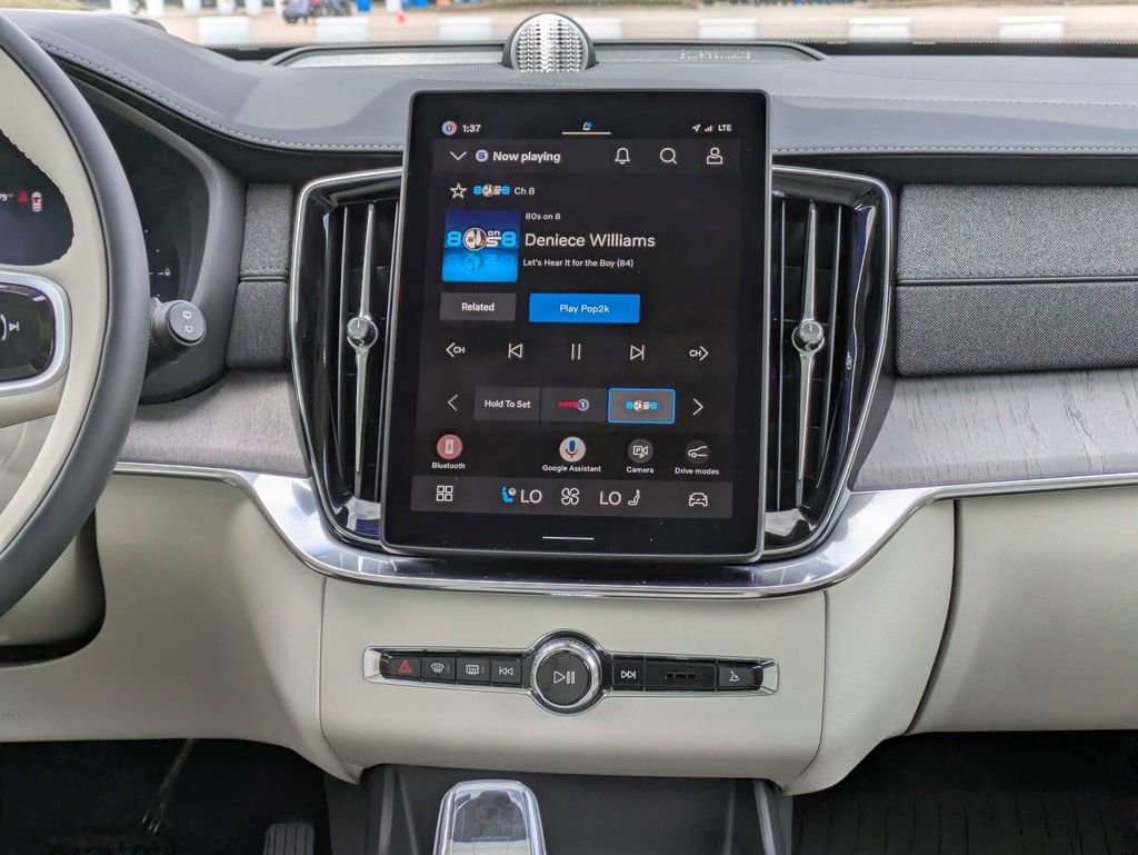 New 2026 Volvo XC90 T8 Ultra w/ Lounge Package image 26