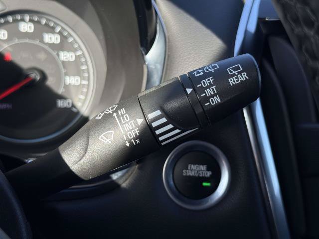 Used 2023 Chevrolet Traverse LT FWD image 25