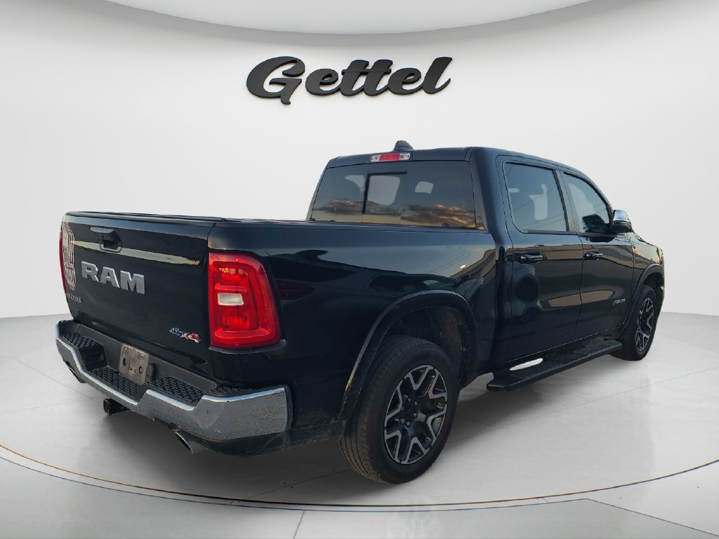 Used 2025 RAM 1500 Laramie AWD/4WD image 3