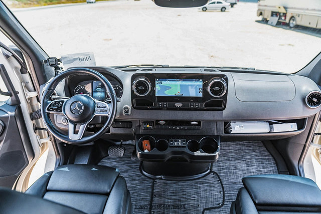 Used 2019 Mercedes-Benz Sprinter 4x4 170 image 43