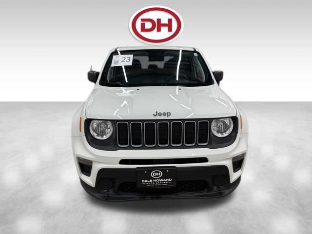 Used 2023 Jeep Renegade Latitude image 8