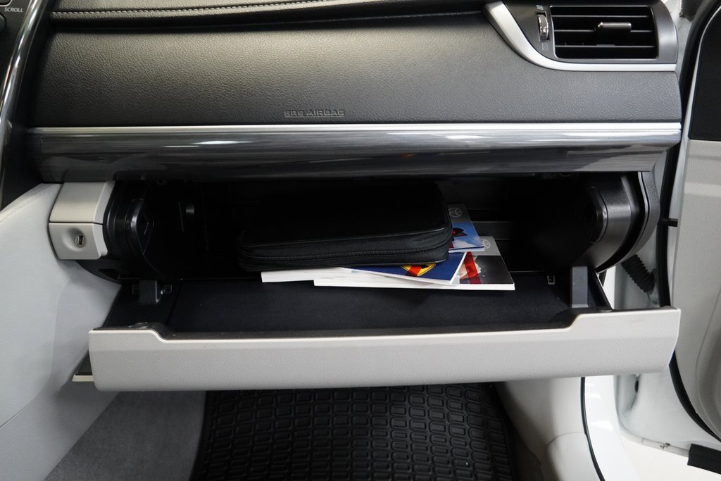 Used 2014 Toyota Camry XLE image 34