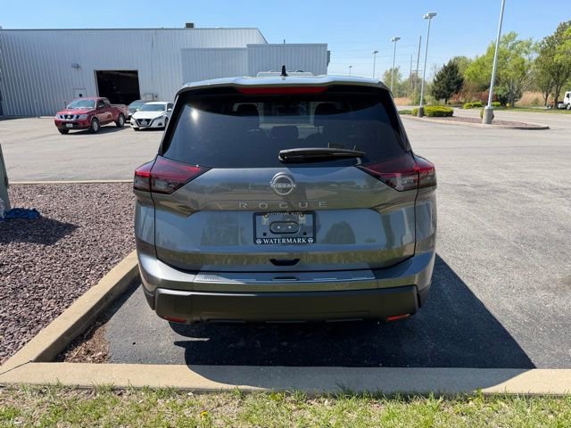 New 2026 Nissan Rogue SV w/ Cold Weather Package FWD image 5