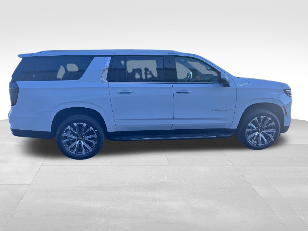 New 2026 Chevrolet Suburban High Country w/ Sun And Tow Package AWD/4WD image 6