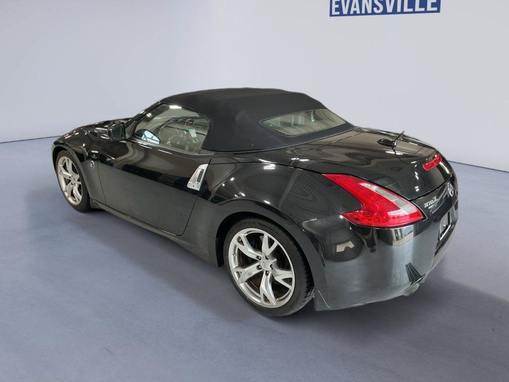 Used 2012 Nissan 370Z Touring w/ Sport Pkg RWD image 7