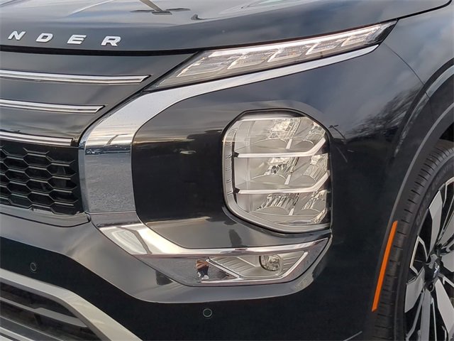 New 2025 Mitsubishi Outlander AWD image 10