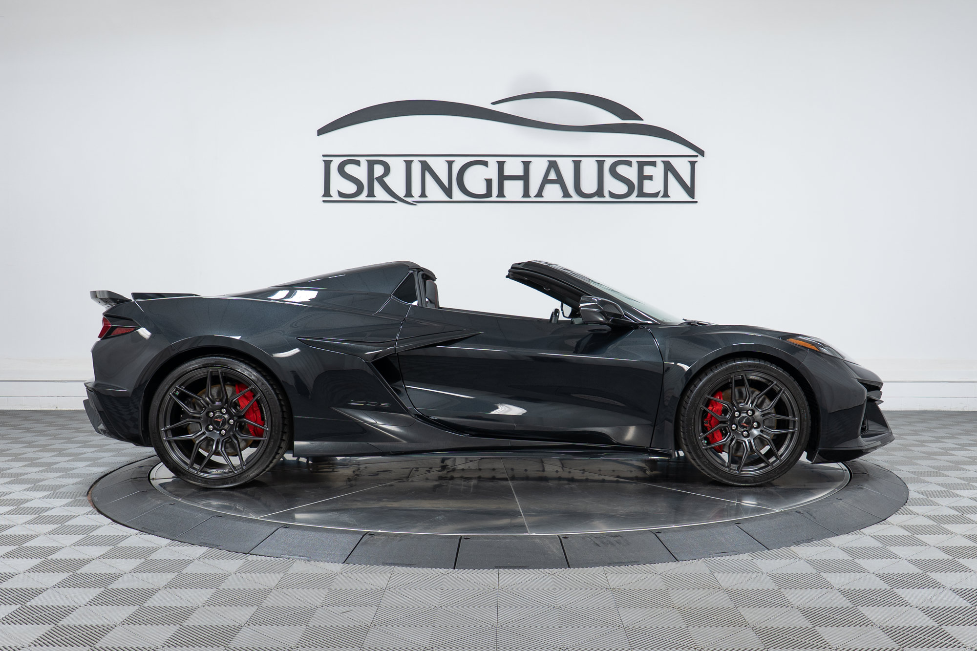 Used 2024 Chevrolet Corvette Z06 w/ Battery Protection Package RWD image 4