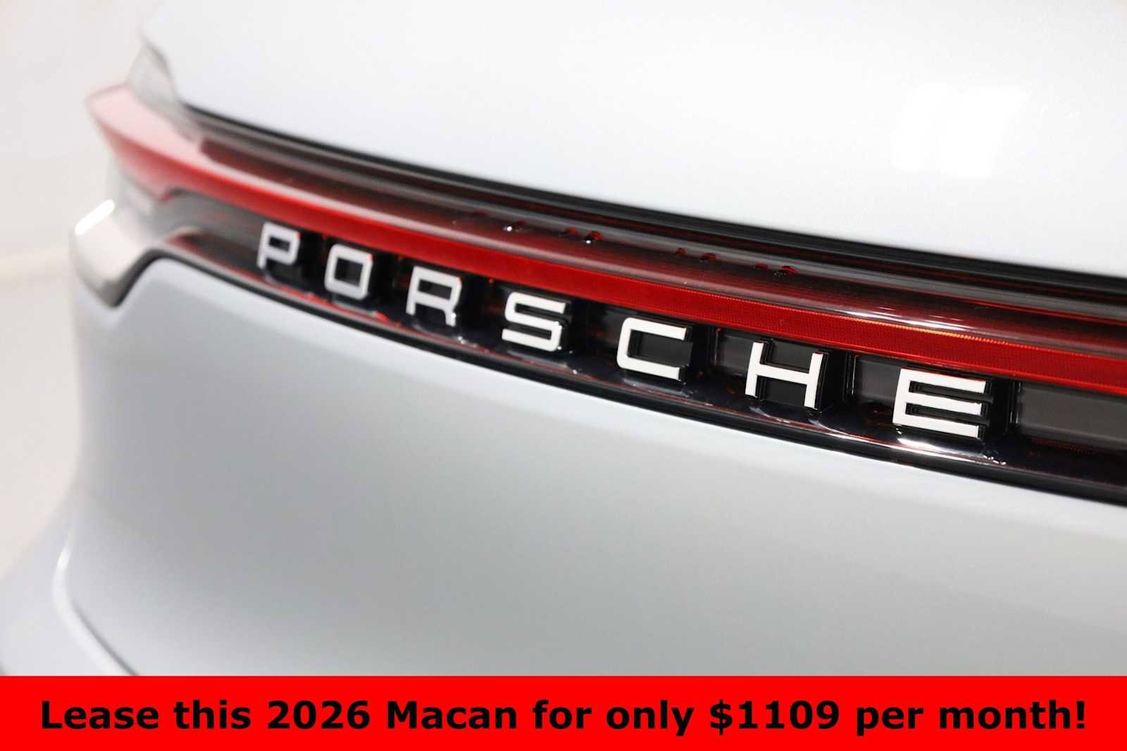 Certified 2026 Porsche Macan image 8