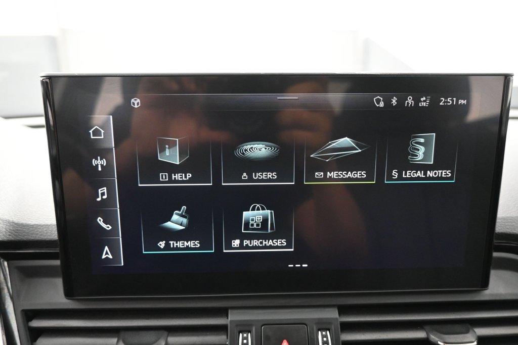 Used 2023 Audi Q5 e Premium Plus AWD/4WD image 11