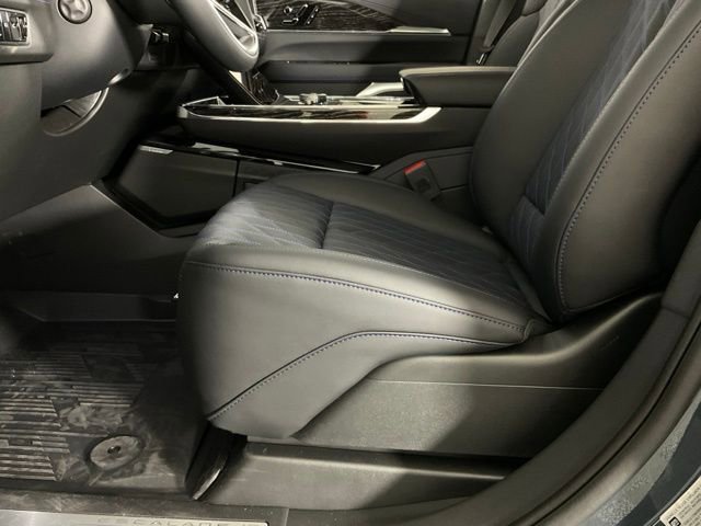 New 2026 Cadillac Escalade IQ Sport 1 w/ LPO, ONYX Package image 31