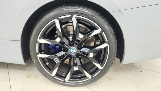 Used 2026 BMW M440i Coupe RWD image 73