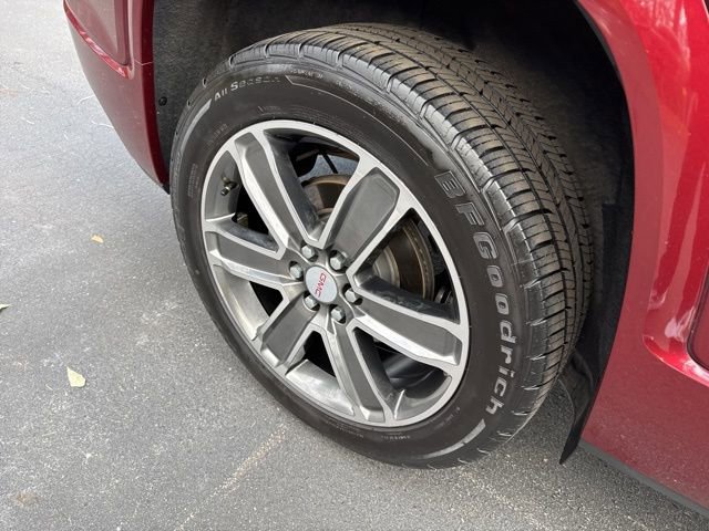 Used 2017 GMC Acadia Denali w/ Technology Package image 33