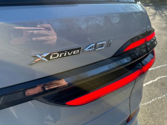 Used 2024 BMW X7 xDrive40i w/ M Sport Package image 22