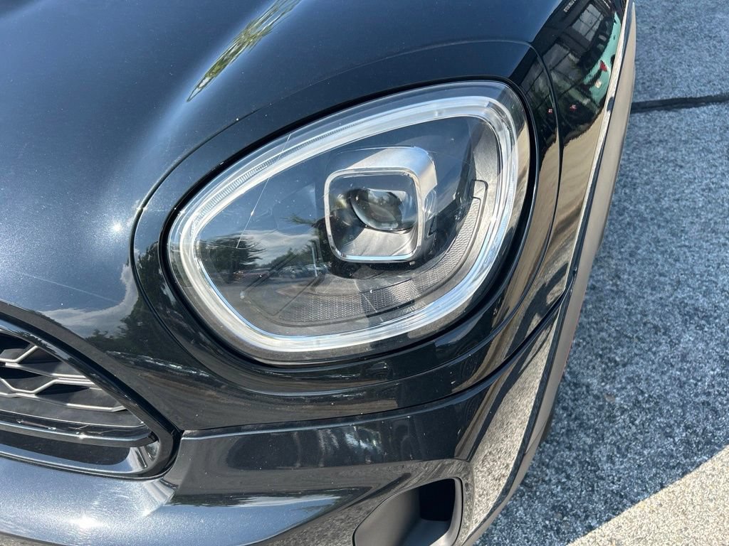 Used 2023 MINI Cooper Countryman S w/ Signature Upholstery Package AWD/4WD image 14