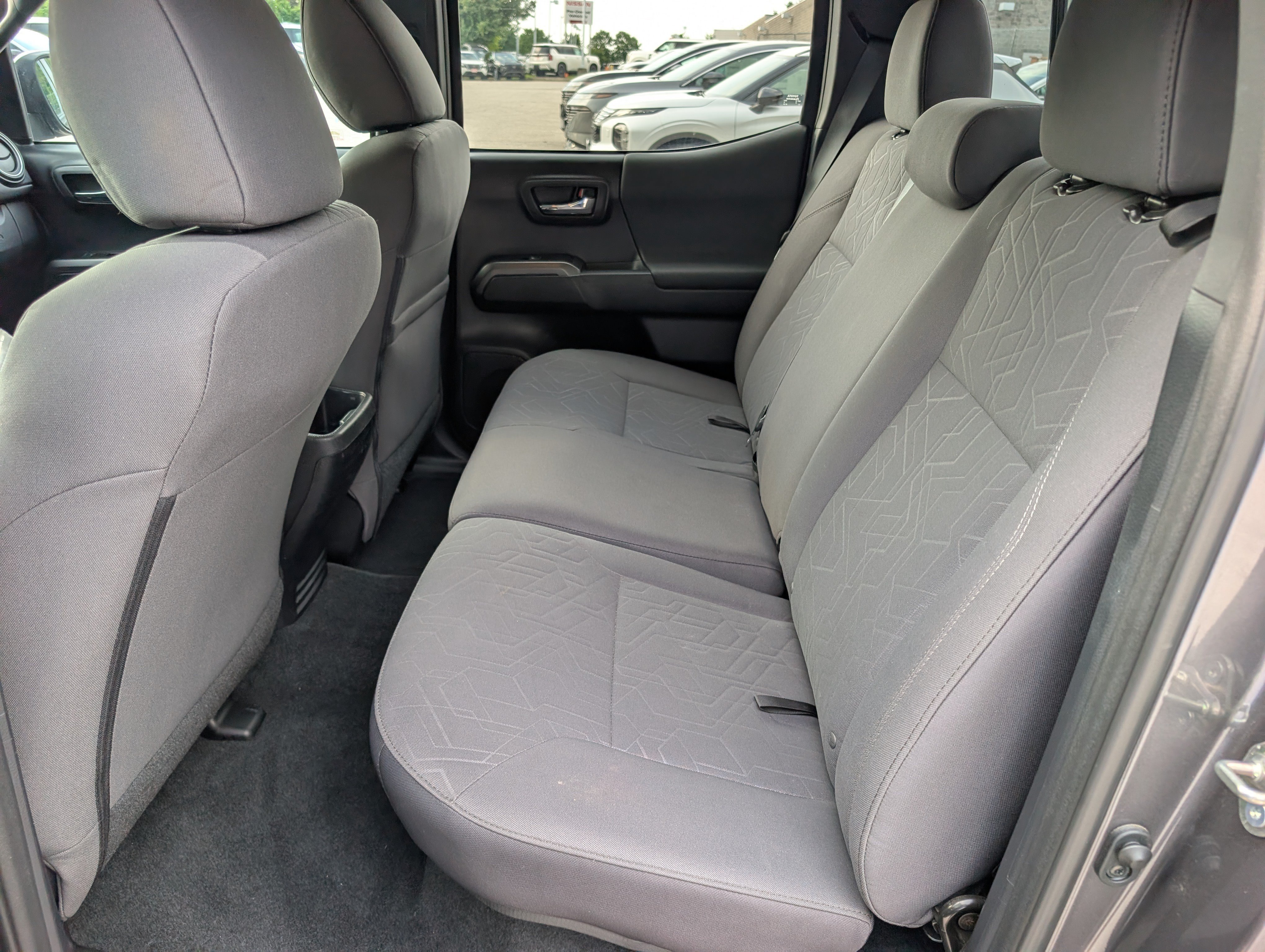 Used 2019 Toyota Tacoma TRD Sport w/ Technology Package AWD/4WD image 15