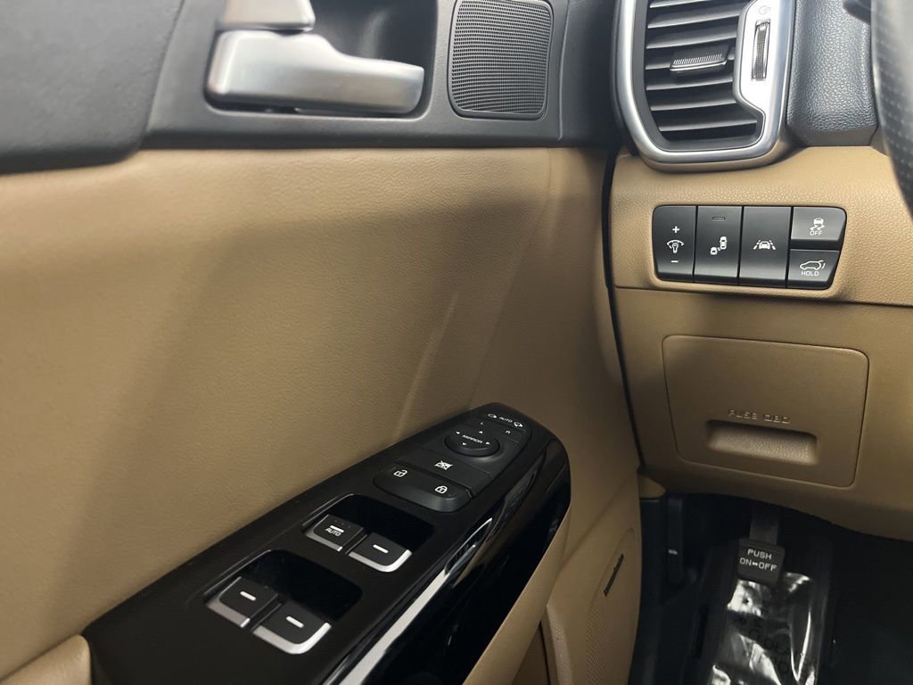 Used 2017 Kia Sportage SX image 25