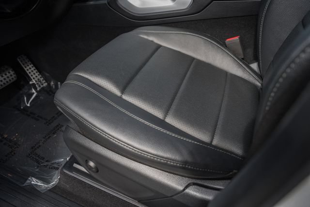 Used 2023 Mercedes-Benz GLS 450 4MATIC image 39