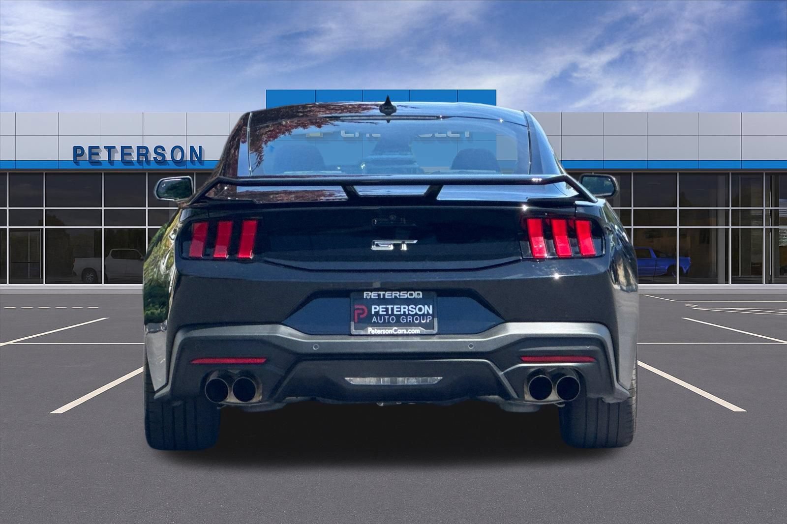 Used 2024 Ford Mustang GT w/ GT Performance Package RWD image 5