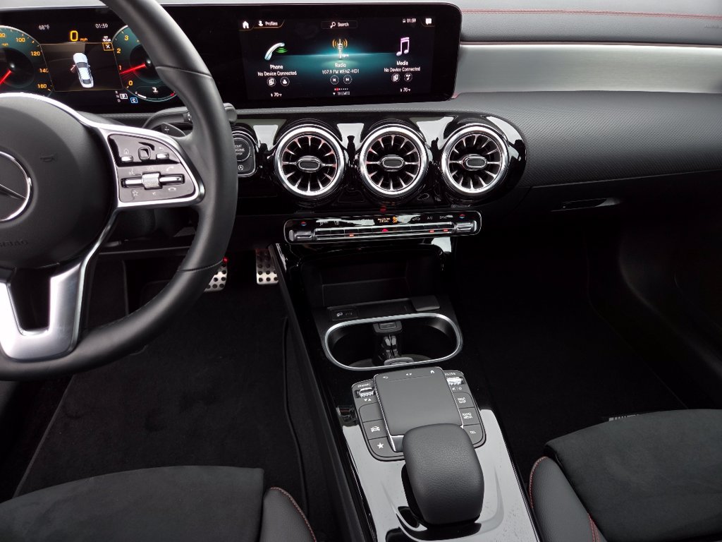 Certified 2023 Mercedes-Benz CLA 250 4MATIC image 31
