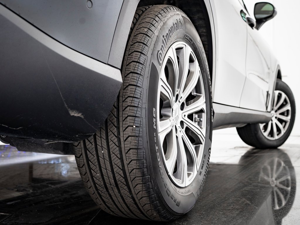 Certified 2025 Mercedes-Benz GLC 300 4MATIC image 39