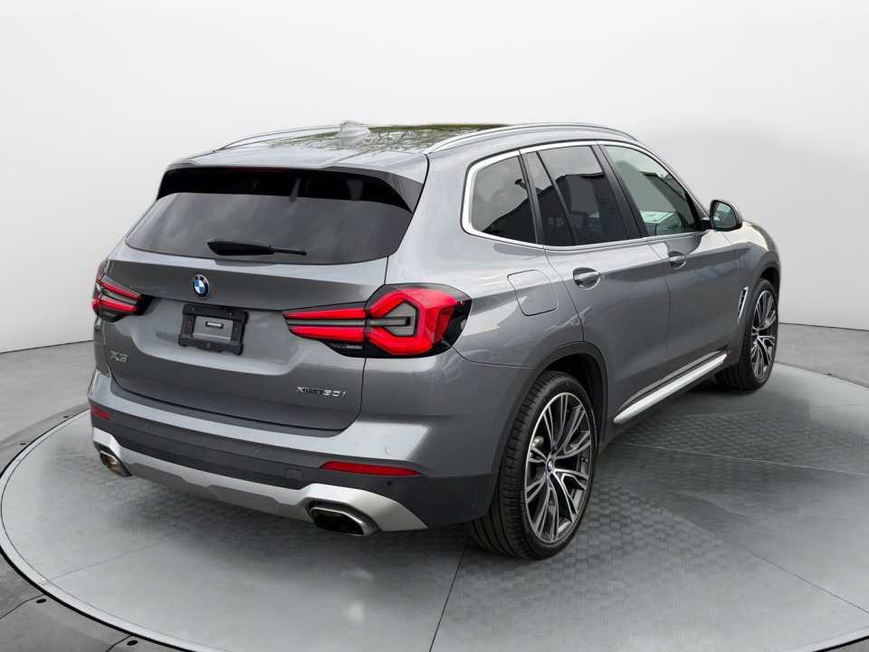 Used 2023 BMW X3 xDrive30i w/ Convenience Package AWD/4WD image 7