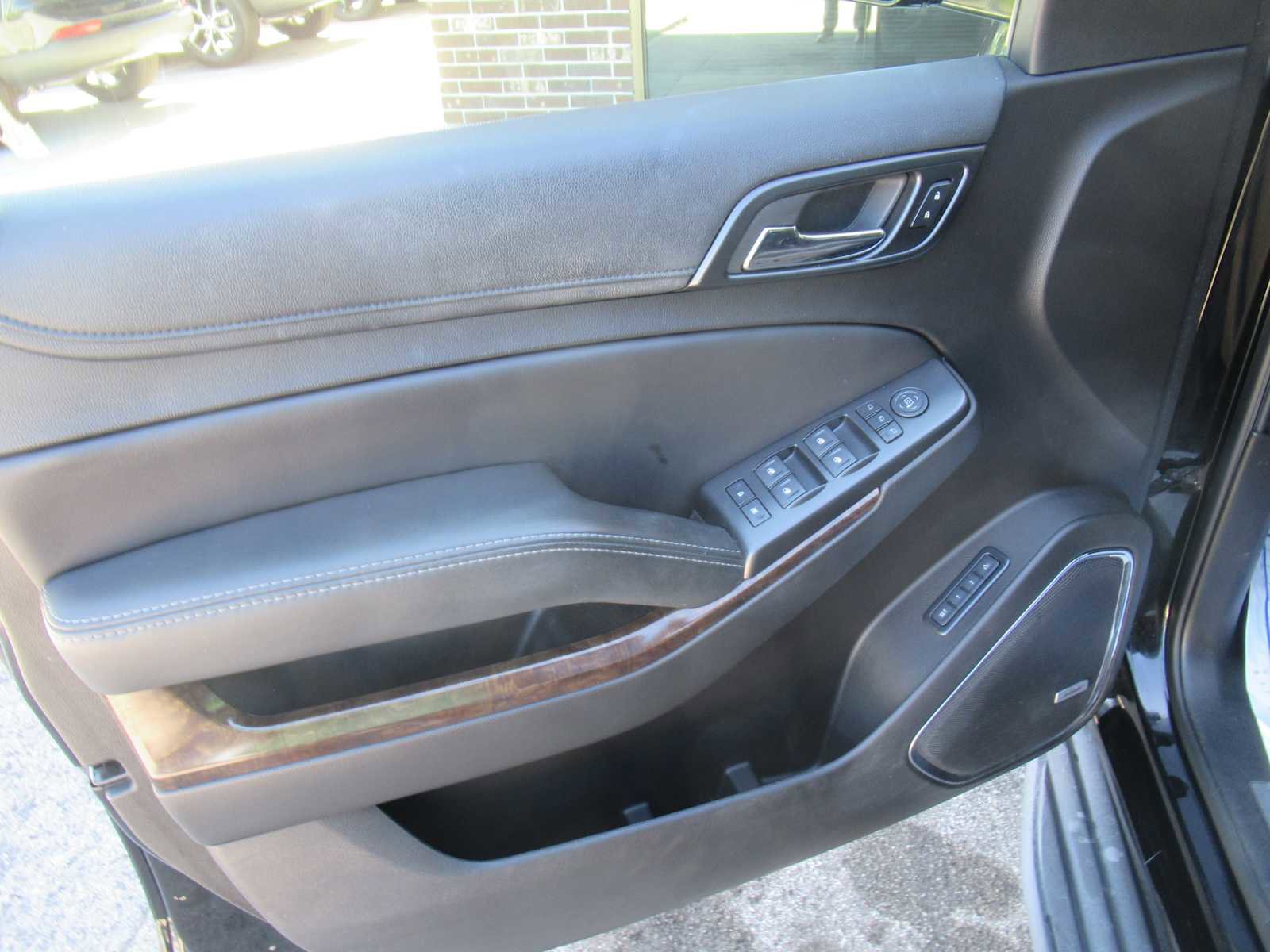 Used 2017 Chevrolet Tahoe LT image 13