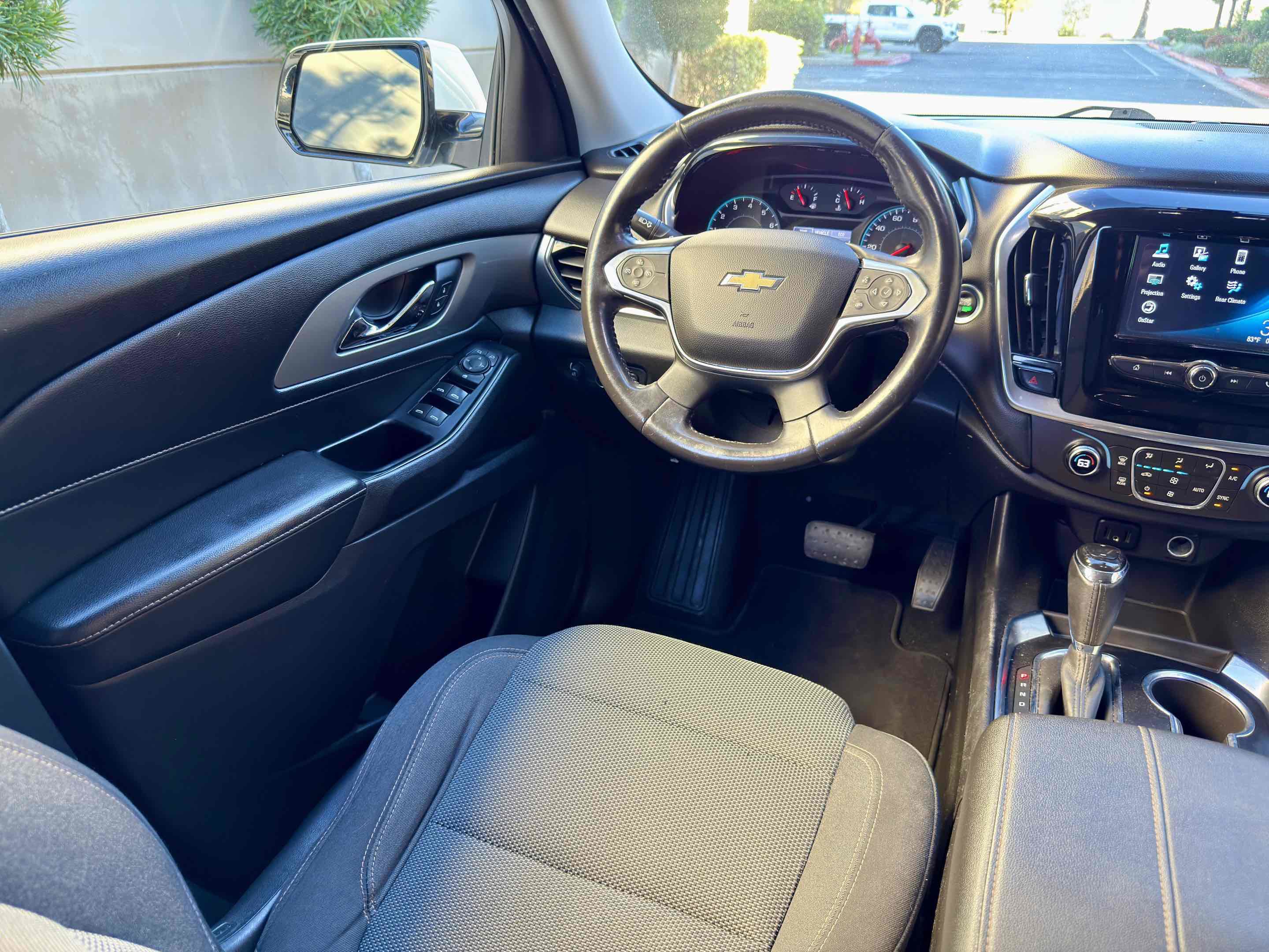 Used 2018 Chevrolet Traverse LT w/ LPO, Black Accent Package image 24