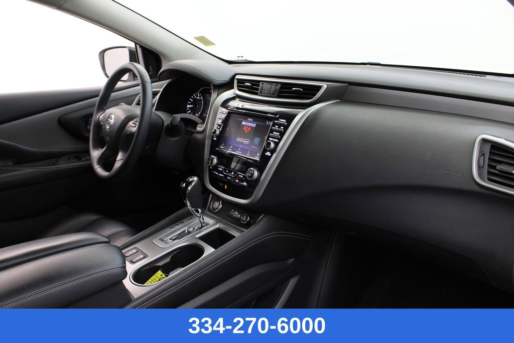 Used 2022 Nissan Murano SV w/ Cargo Package image 23