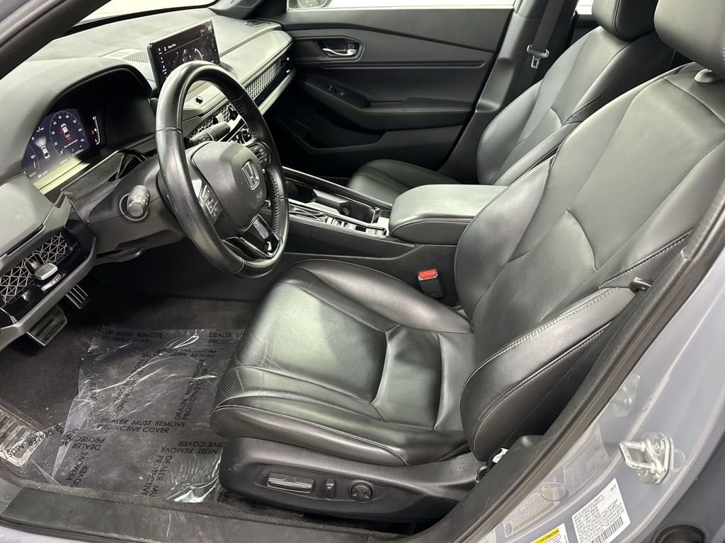 Used 2023 Honda Accord Sport image 2