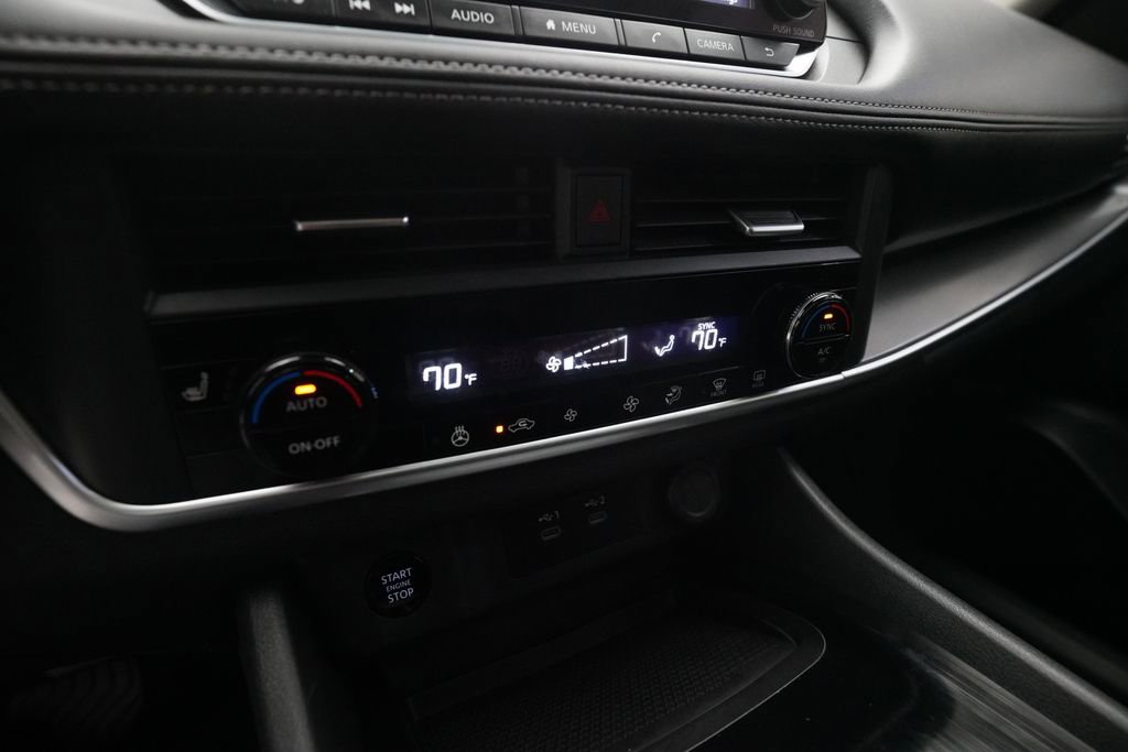 Certified 2024 Nissan Rogue SV w/ SV Premium Package image 21