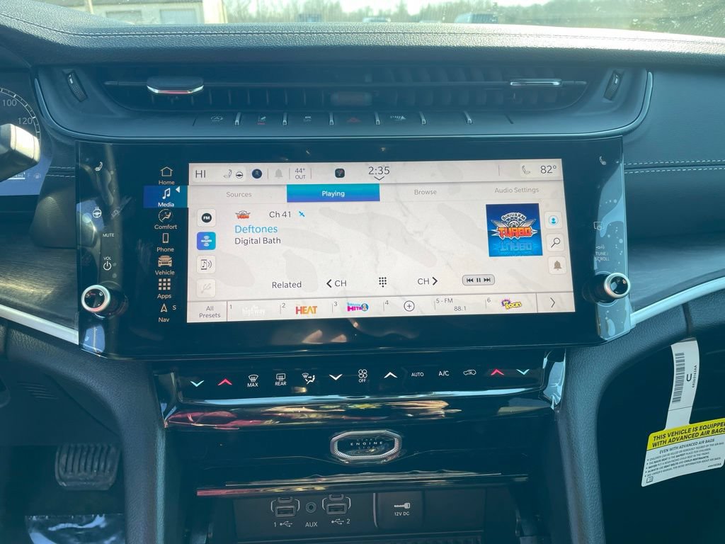 New 2026 Jeep Grand Cherokee Altitude AWD/4WD image 26