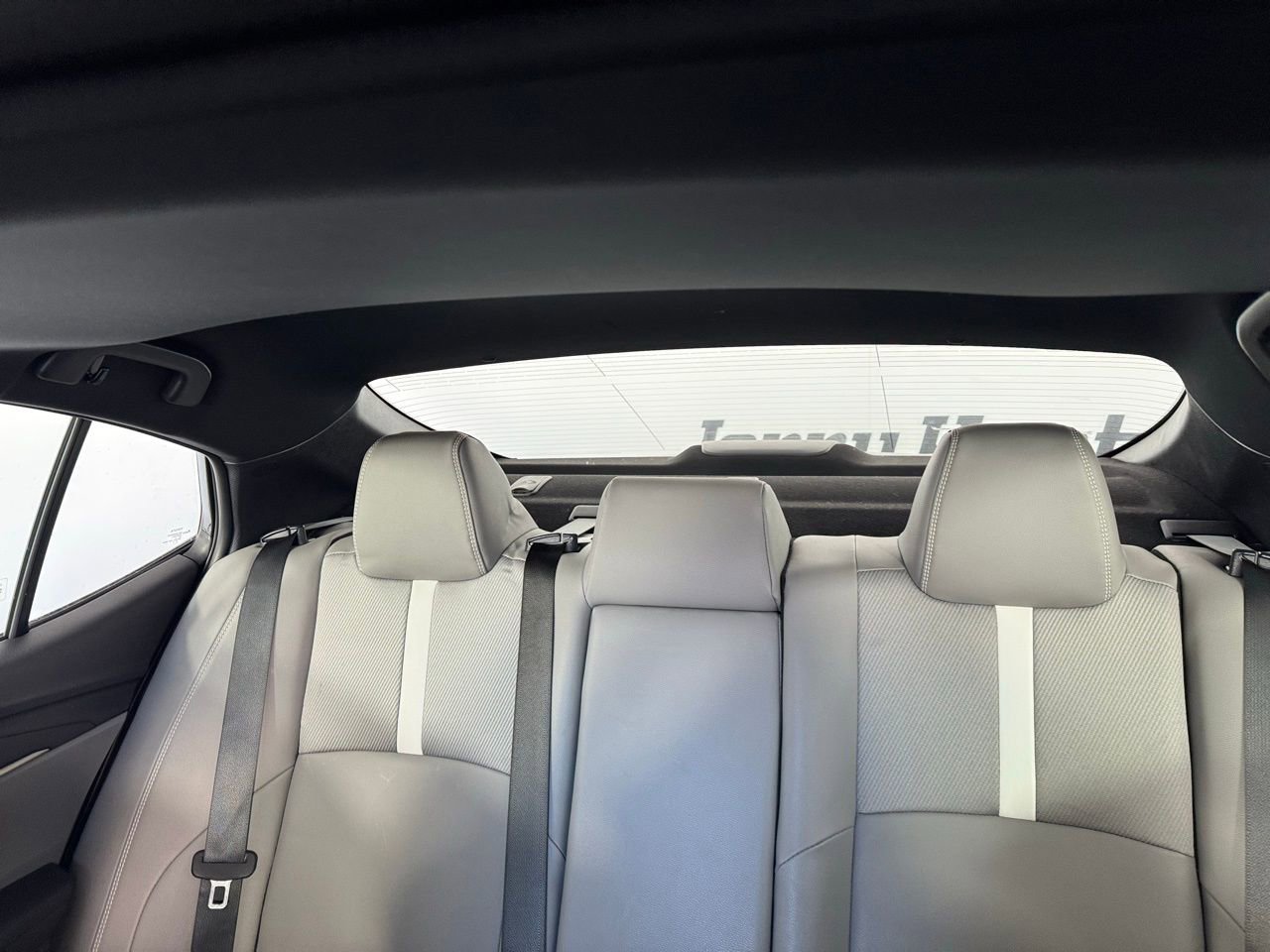 Used 2025 Toyota Camry SE w/ Convenience Package image 5