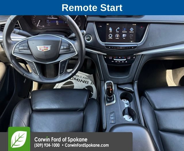 Used 2017 Cadillac XT5 Luxury AWD/4WD image 3