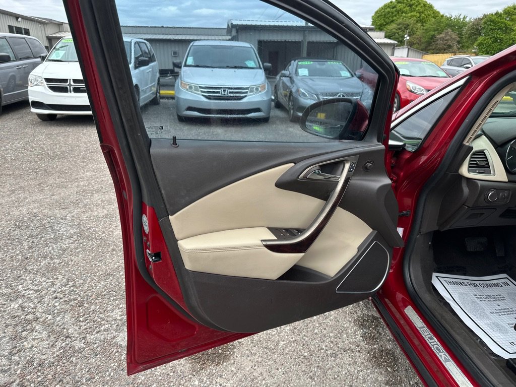 Used 2016 Buick Verano FWD image 11